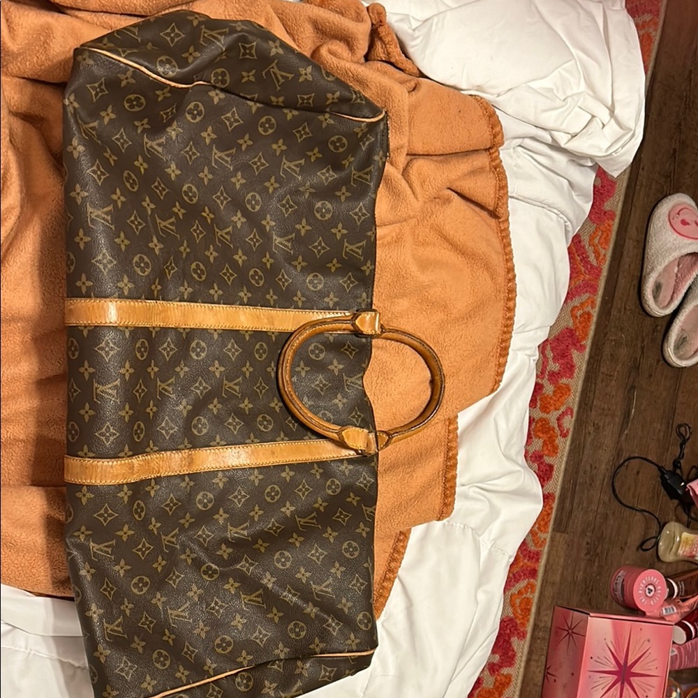 Louis Vuitton Monogram keepall Bag